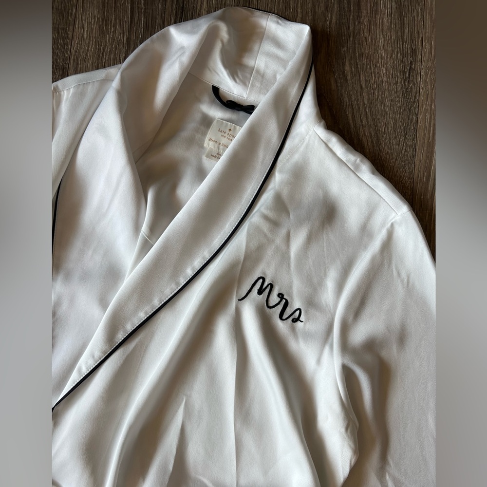 Kate Spade Mrs robe NWT